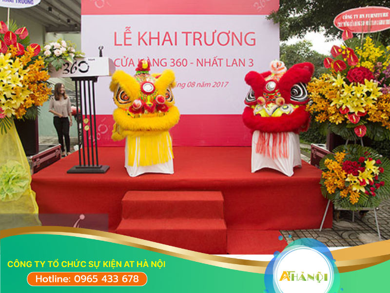 Trong sự kiện khai trương không thể thiếu những bài phát biểu ấn tượng của chủ cửa hàng