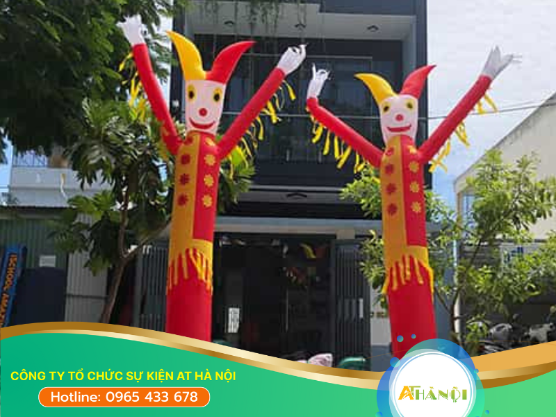 Rối hơi được may bằng những màu sắc bắt mắt, tạo ấn tượng, gây chú ý mạnh với thị giác như: xanh, đỏ, vàng,...