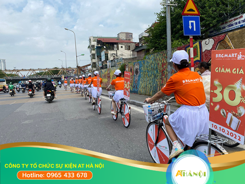 Hình ảnh thực hiện chương trình roadshow của AT Hà Nội