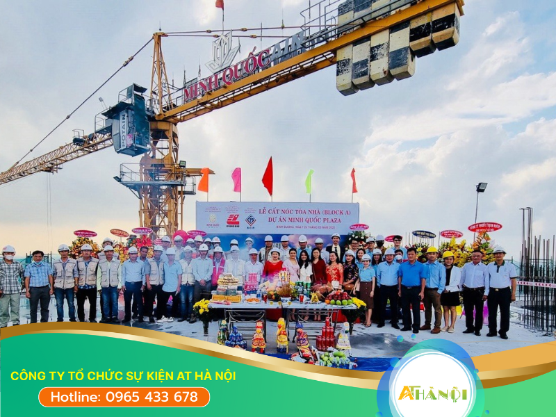 Lễ cất nóc công trình hoành tráng, trang trọng với sự góp mặt của chủ đầu tư, đối tác