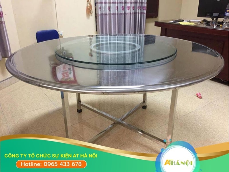 Bàn tròn tiệc 1,8m